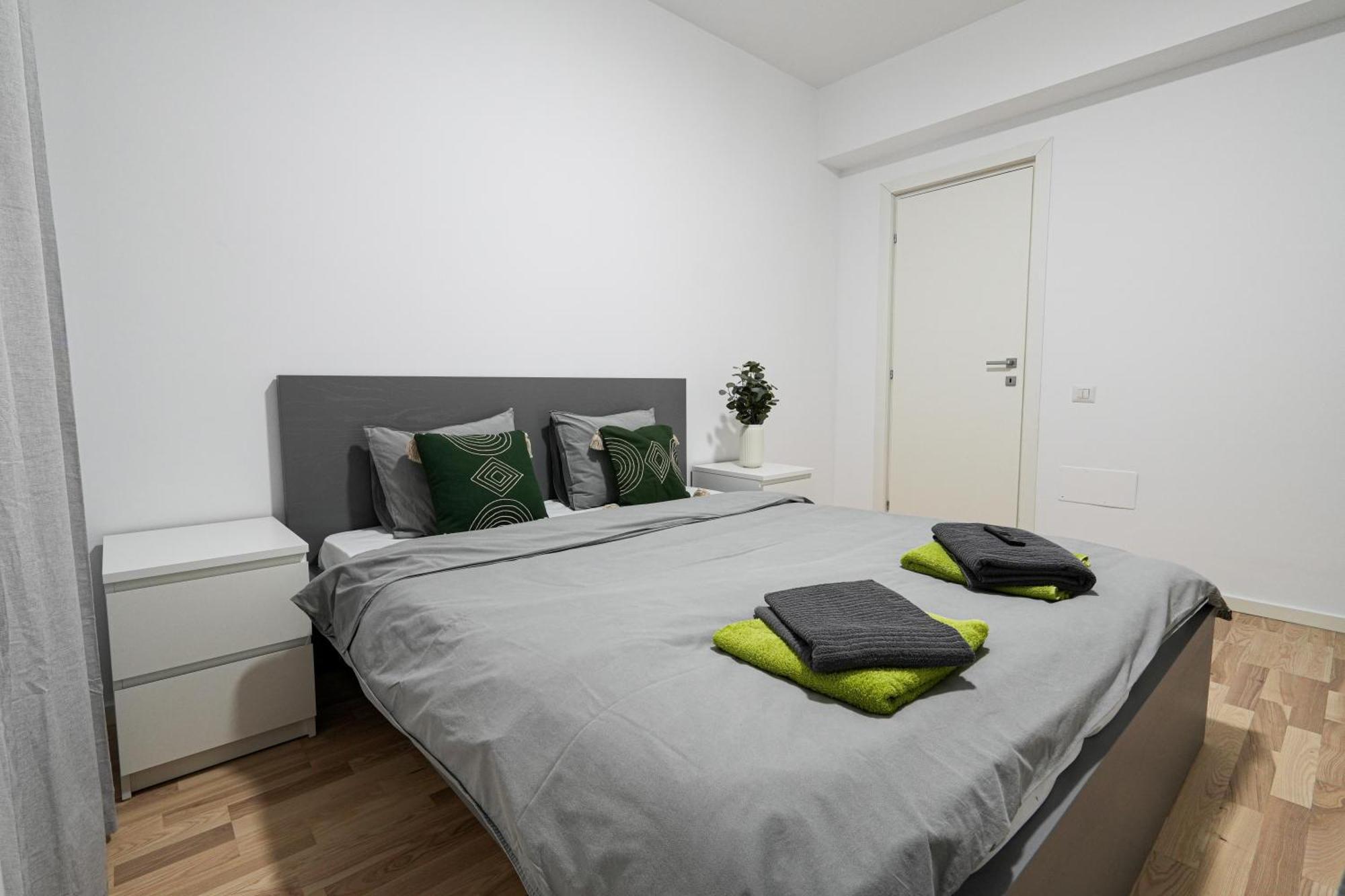 Gabi - Chic Apt With Parking Close To Veranda Mall Boekarest Buitenkant foto