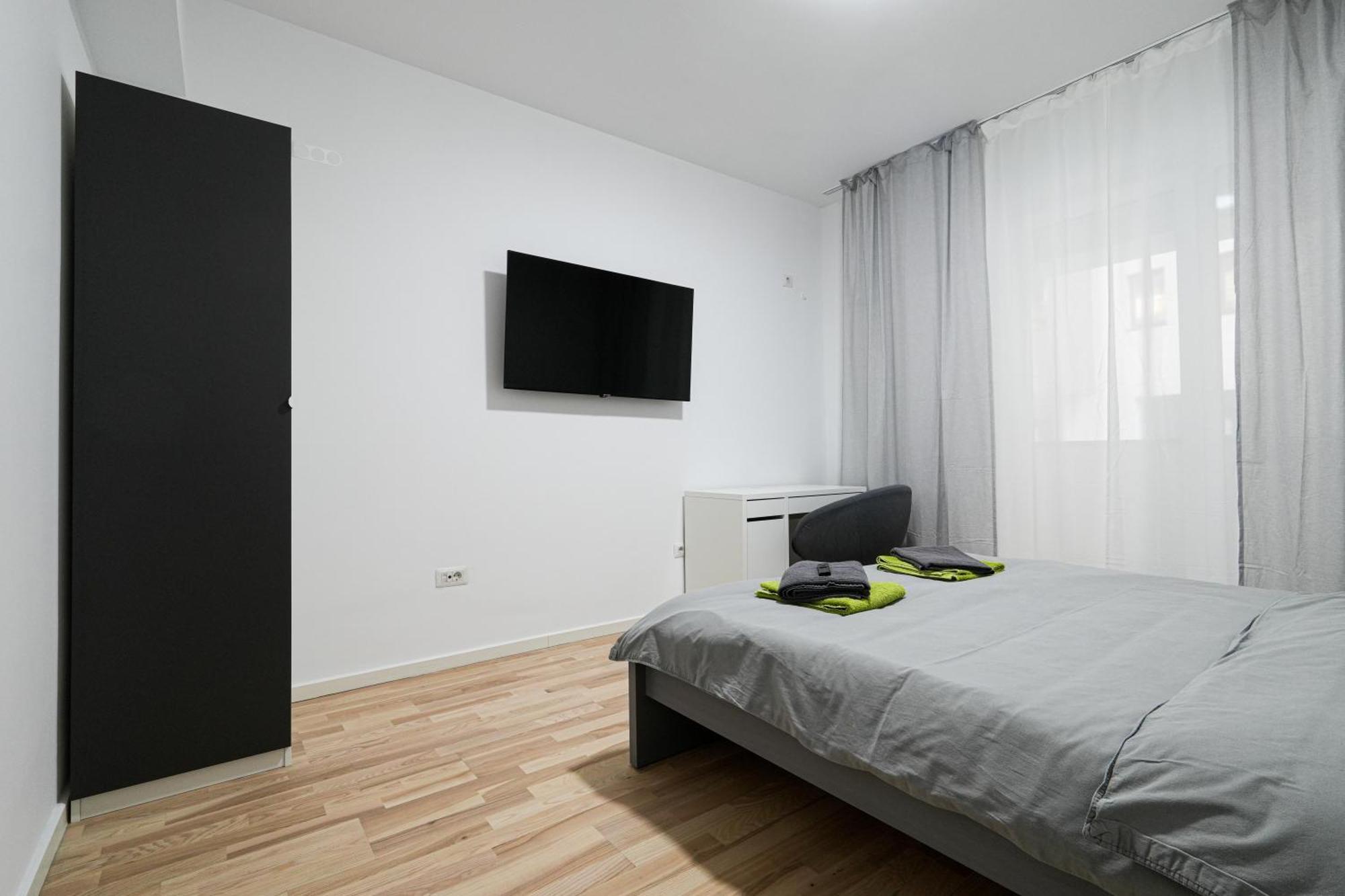 Gabi - Chic Apt With Parking Close To Veranda Mall Boekarest Buitenkant foto