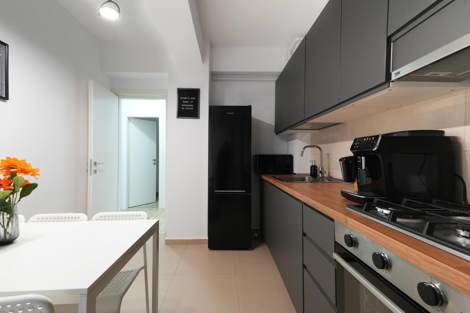 Gabi - Chic Apt With Parking Close To Veranda Mall Boekarest Buitenkant foto
