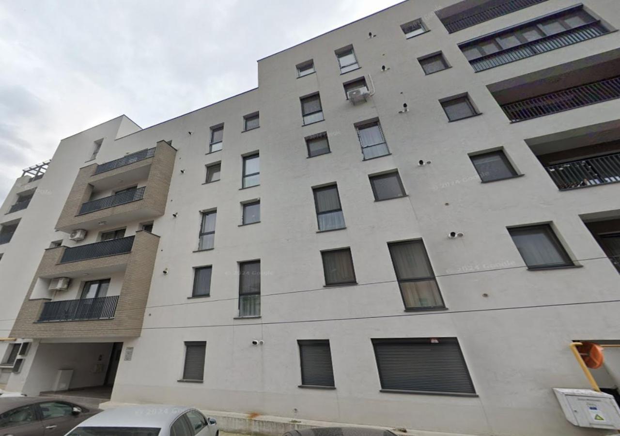Gabi - Chic Apt With Parking Close To Veranda Mall Boekarest Buitenkant foto